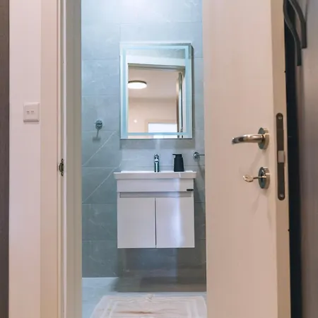 The Valley Collection - B3 Apartment