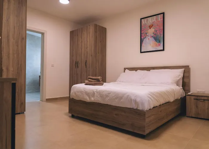 The Valley Collection - B3 * Xaghra