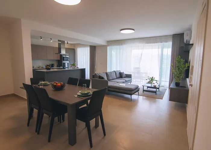 The Valley Collection - B3 *